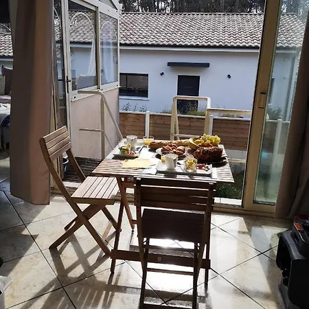 Fleur Des Pins - D'hotes Les Pins Отель типа 